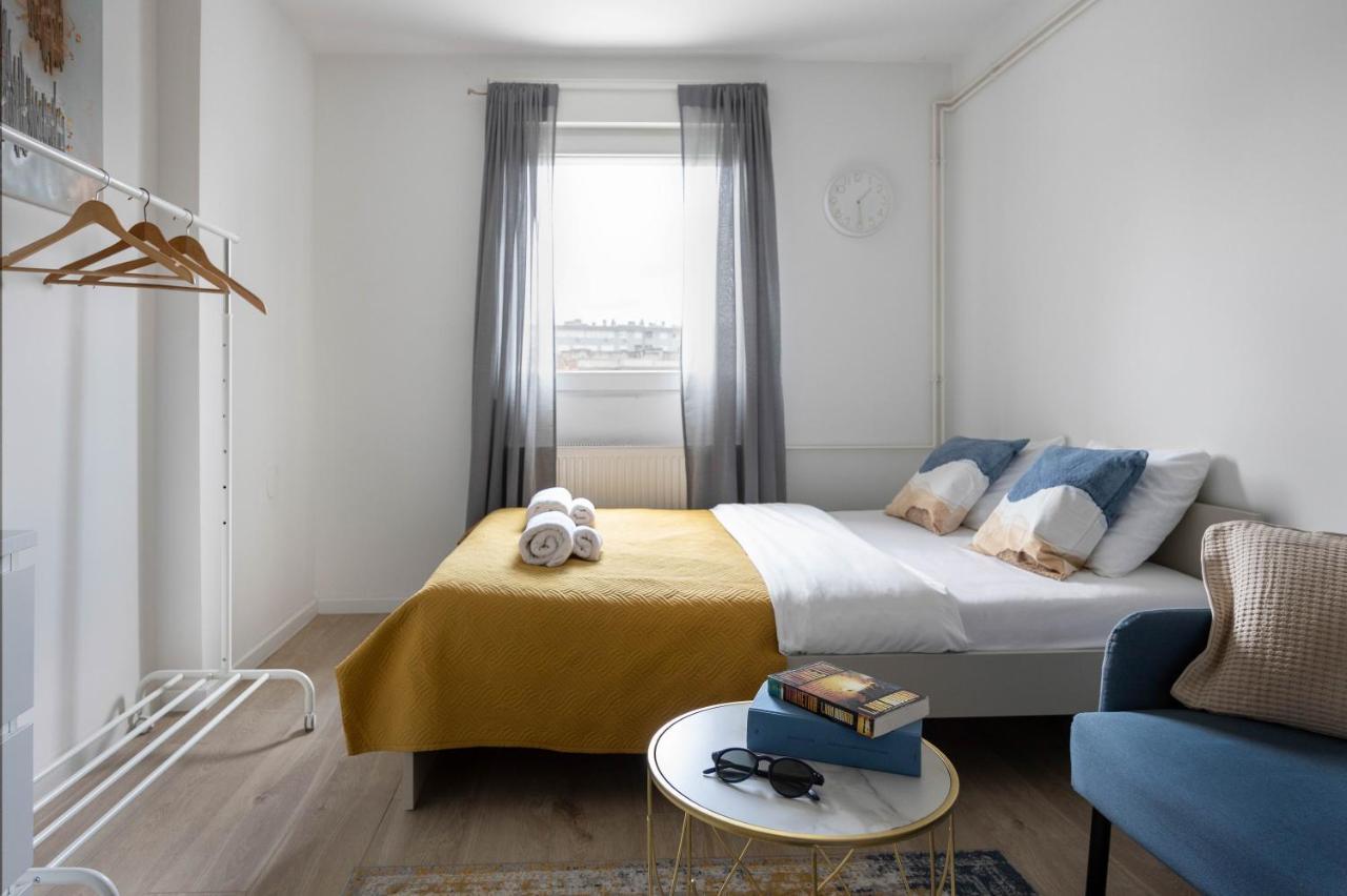 Апартаменты Bright And Modern Studio Near City Center Загреб Экстерьер фото