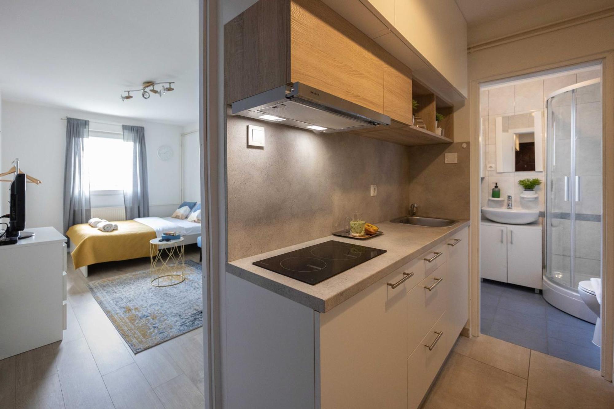 Апартаменты Bright And Modern Studio Near City Center Загреб Экстерьер фото
